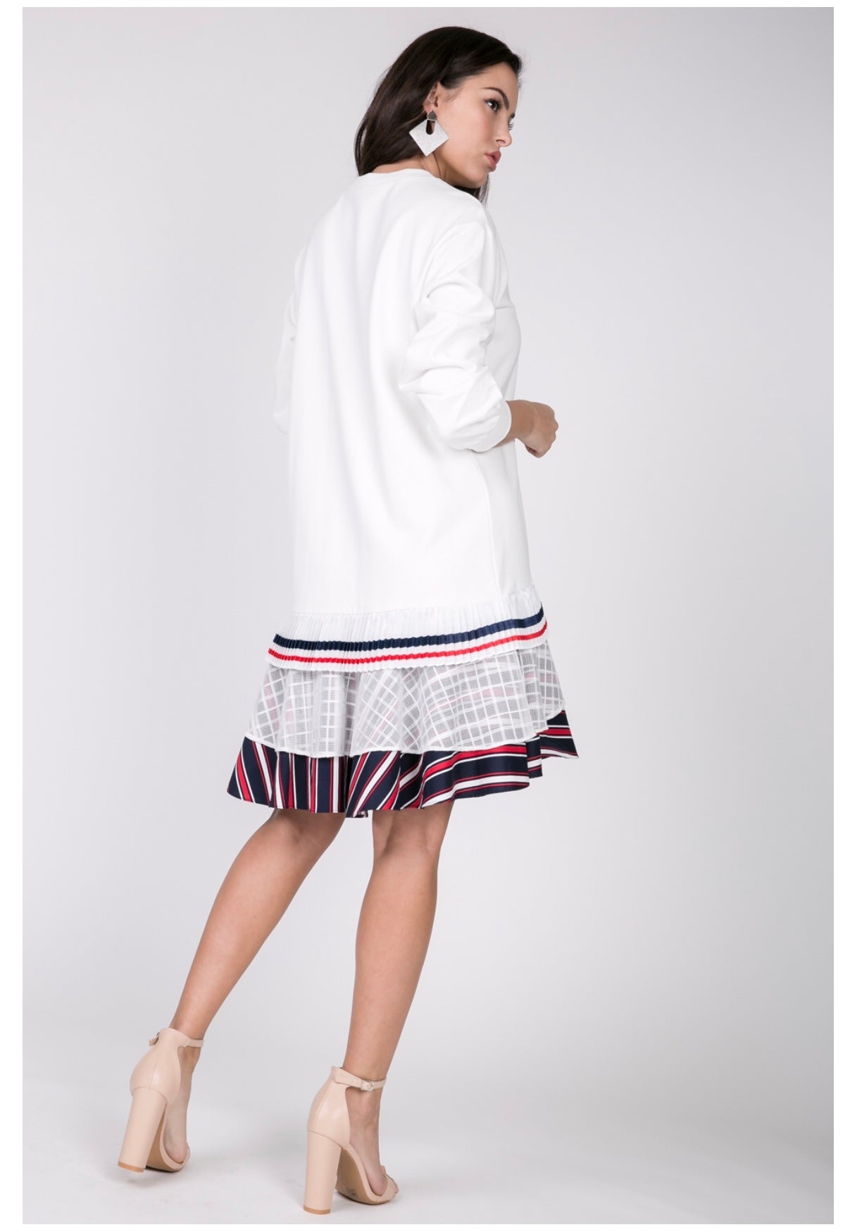 Ruffle Bottom Detailed Sweatshirt Dress